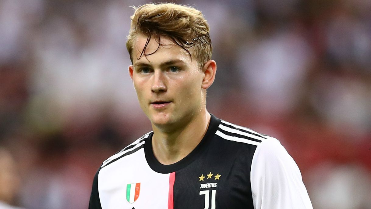 Social Matthijs de Ligt