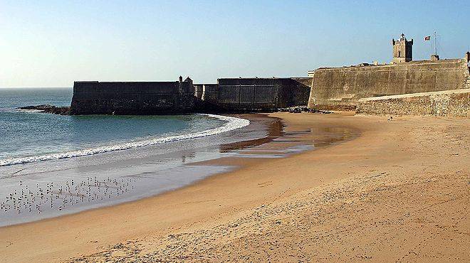 Place Torre's beach