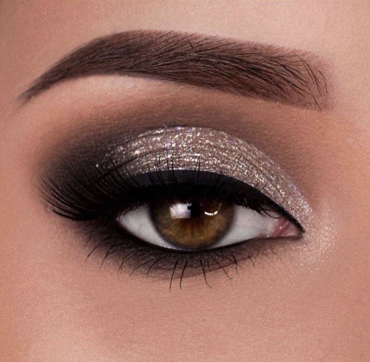 Fashion Eye makeup 