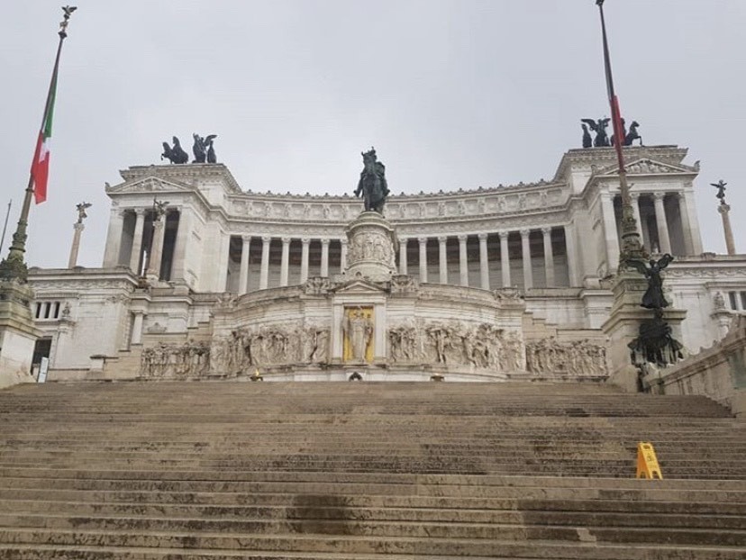 Place Monumento a Víctor Manuel II