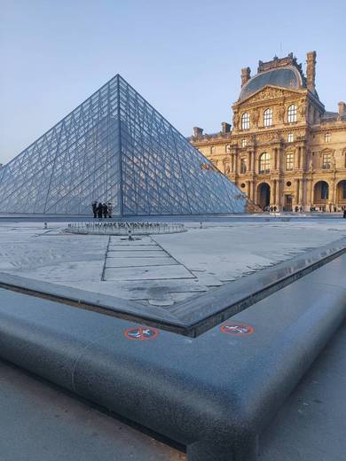 Museo del Louvre