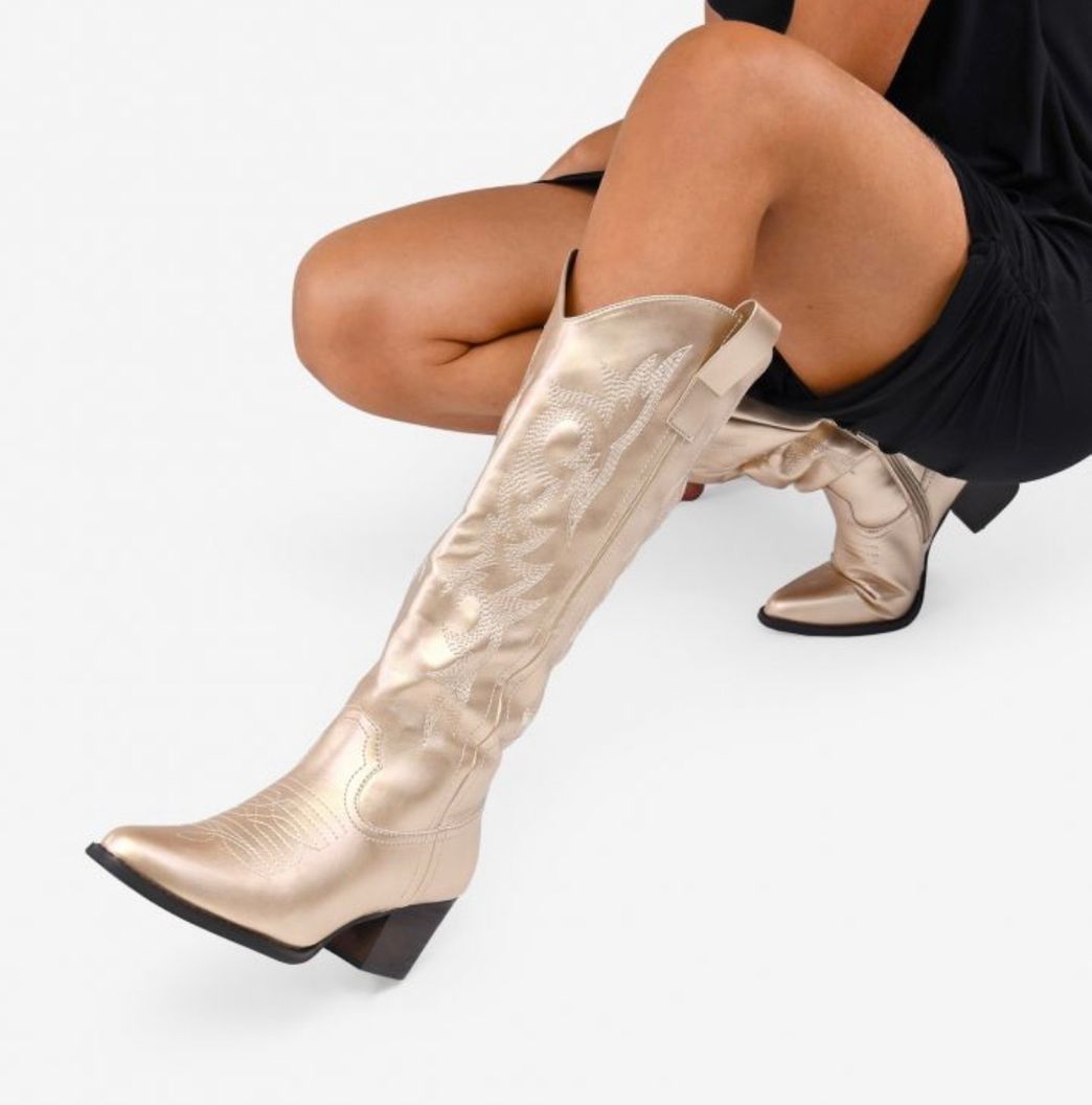 Moda Botas cowboy doradas