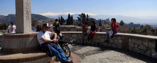 Plaza Mirador de San Cristóbal