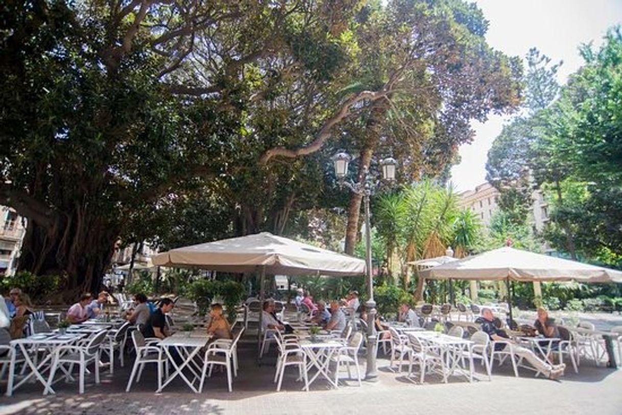 Restaurants Plaza Canalla