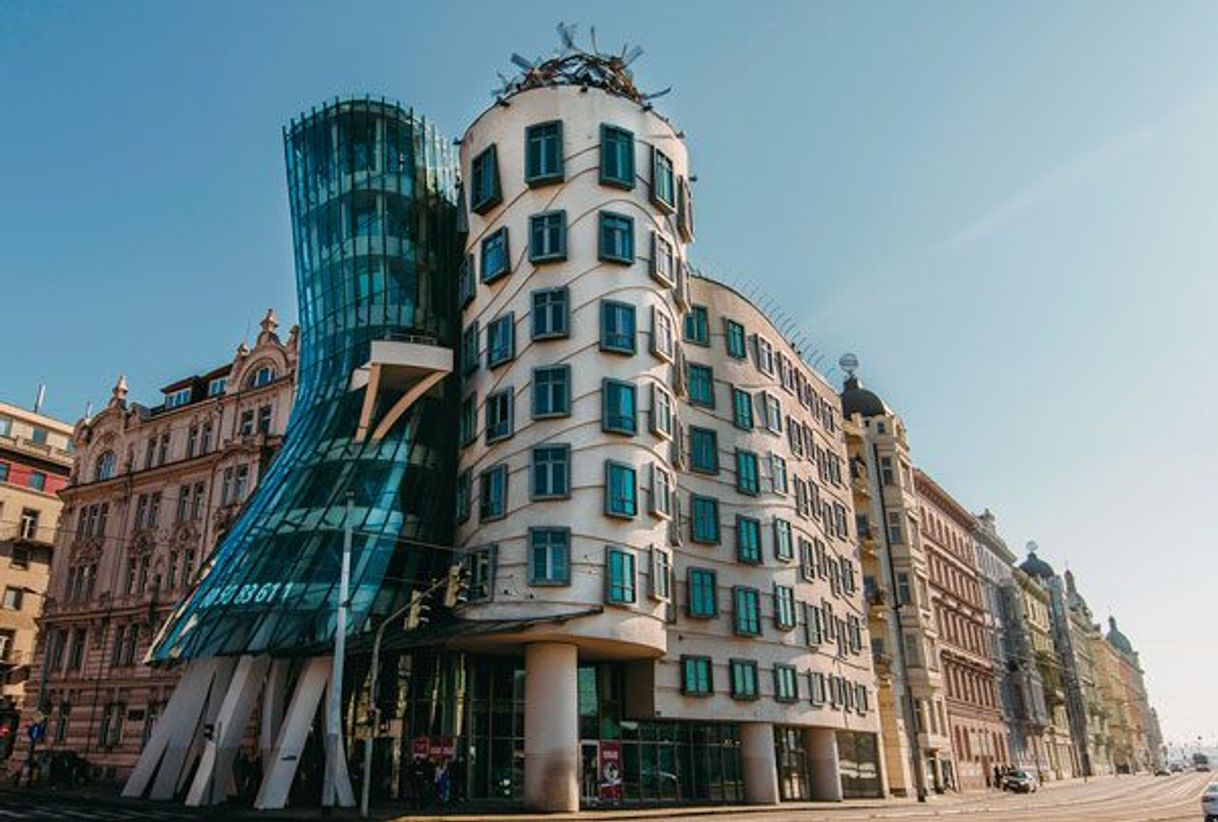 Place Dancing House