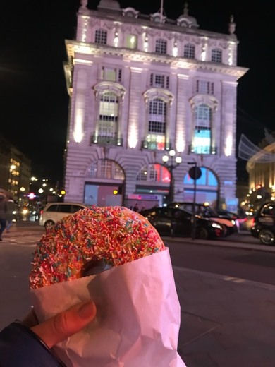 Piccadilly Circus