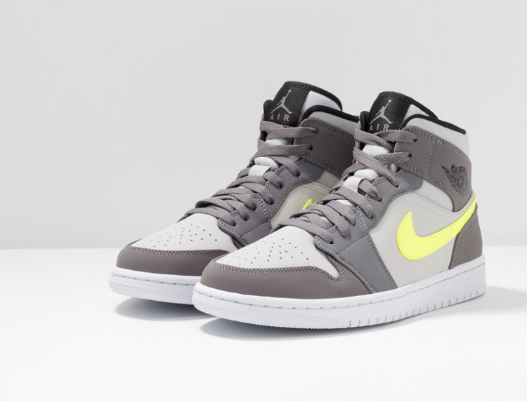 Social Nike Air Jordan 1 Mid, Zapatos de Baloncesto para Hombre, Blanco