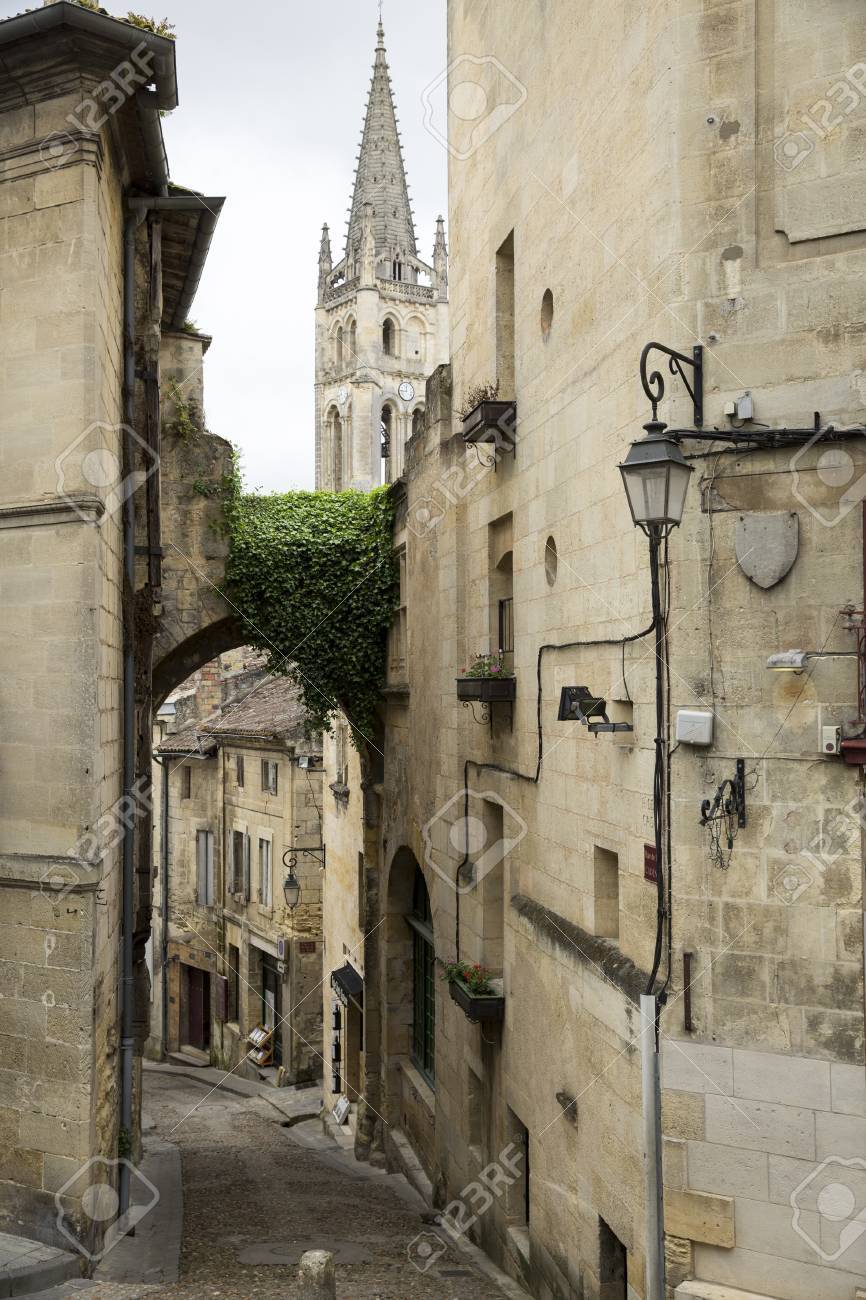 Place Saint-Émilion