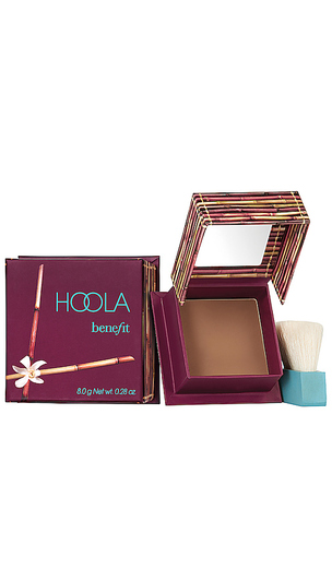 Hoola. Benefit Cosmetics 