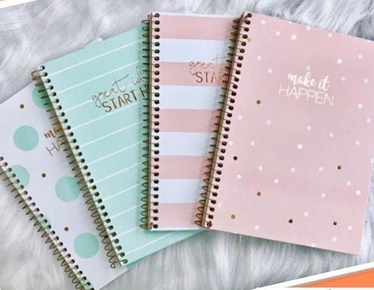 Caderno em tom pastel !