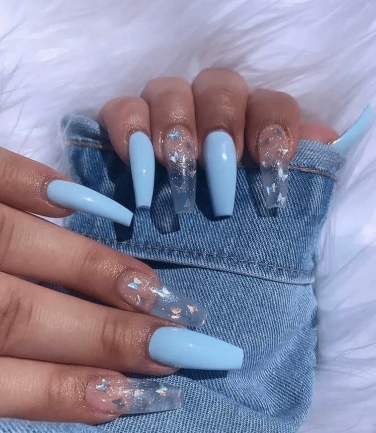 Moda blue nails w/butterflies 