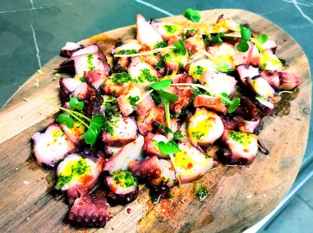 Restaurantes Fronteira Gastrobar-Tapas Vinhos Gins