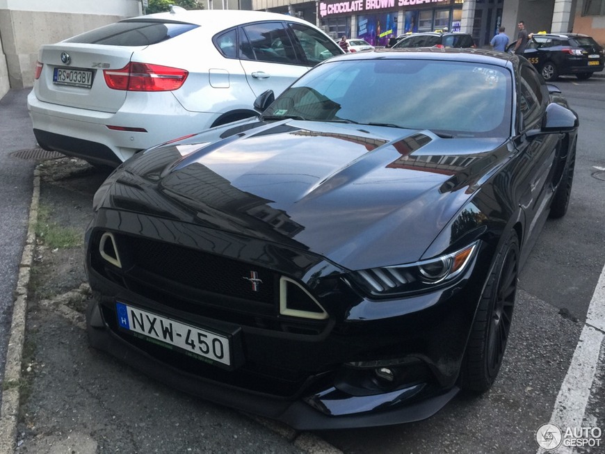 Moda Ford Mustang 