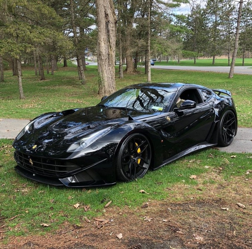 Fashion Ferrari F12 Berlinetta