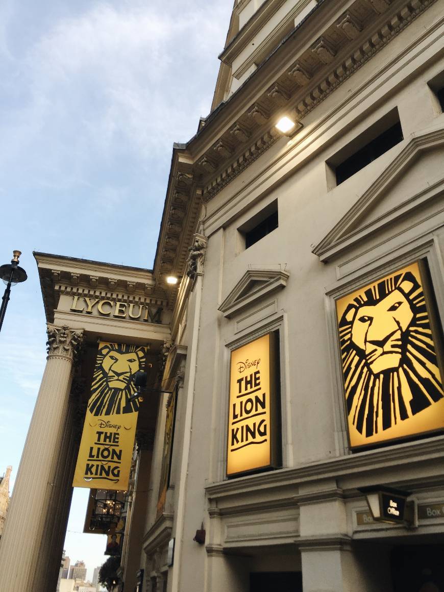 Moda The Lion King Musical