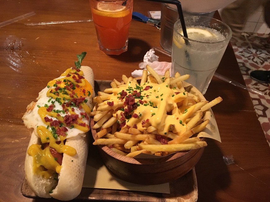 Restaurantes Frankie Hot Dogs