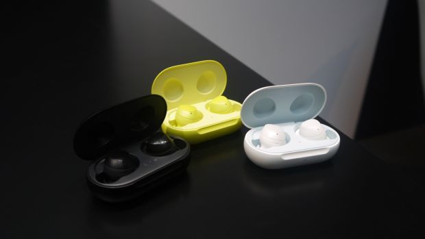 Social  Galaxy Buds