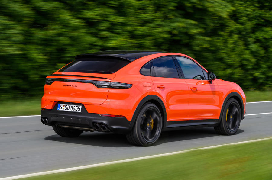 Social Porsche cayenne coupe