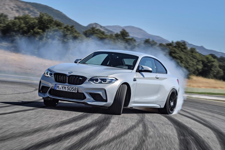 Social BMW M2 Competition