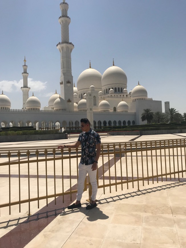 Moda Visita Abu Dhabi 🗺