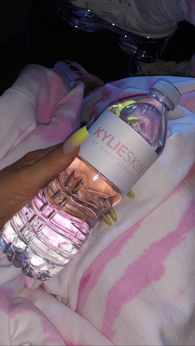 Fashion Kylie skin water 🥤