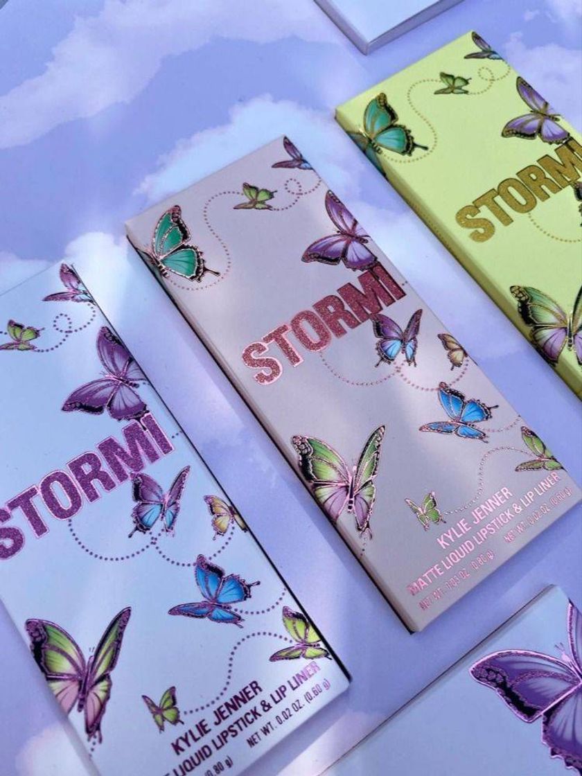 Social Stormi's collection 🦋💜