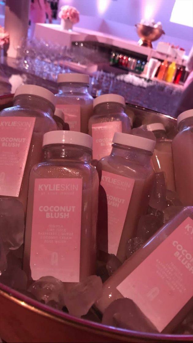 Social Kylie skin coconut blush 