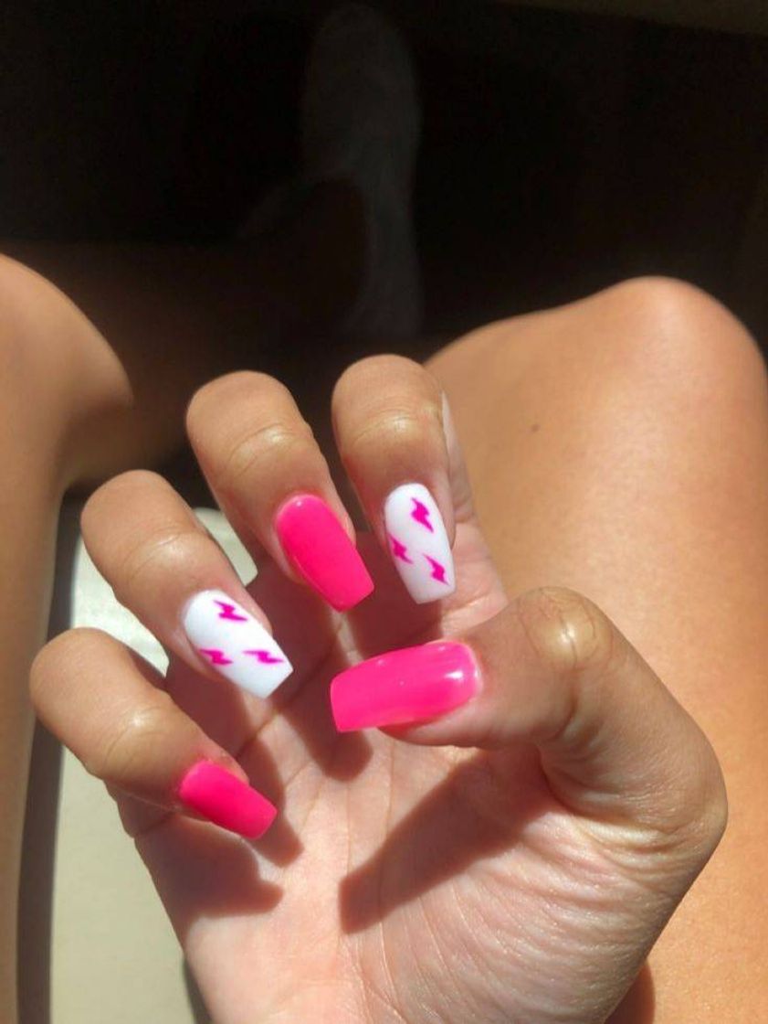 Social Nails style pink 