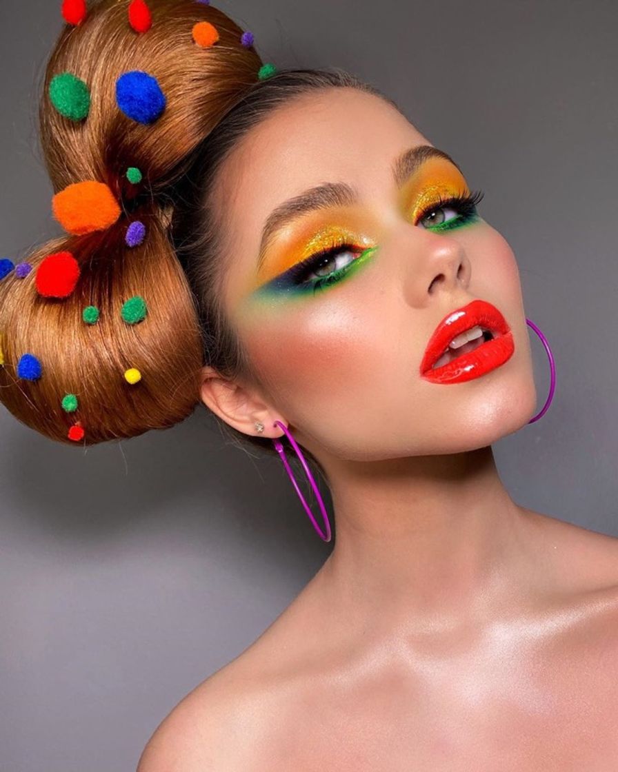 Social Maquiagem com sombra neon colorida - inspiração - LacreMania