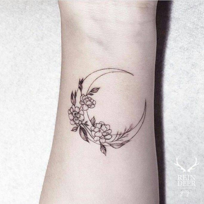 Moda Floral moon tattoo