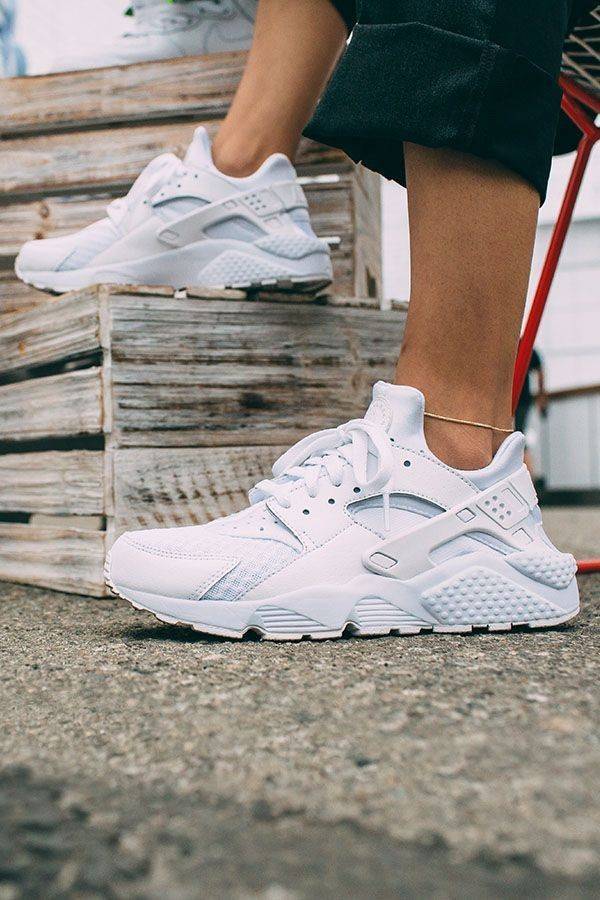 Product White Nike Huarache 