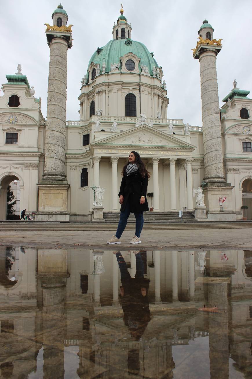 Place Karlskirche