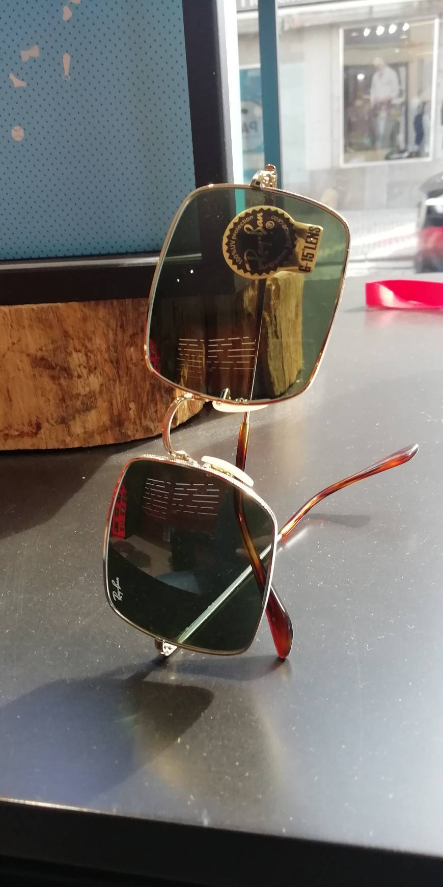 Social Ray Ban Square 1971