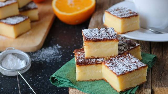 Social Quadrados de Laranja.Este bolo é fenomenal!