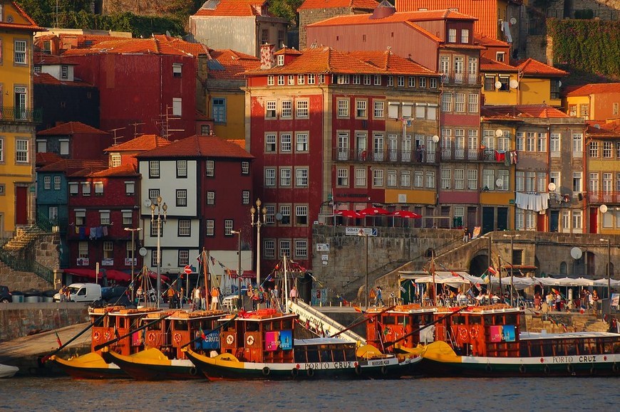 Lugar Ribeira do Porto