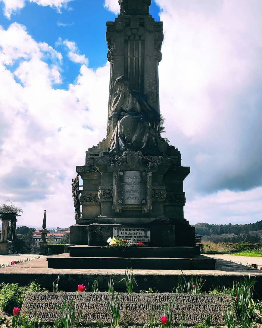 Place Estátua de Rosalia de Castro