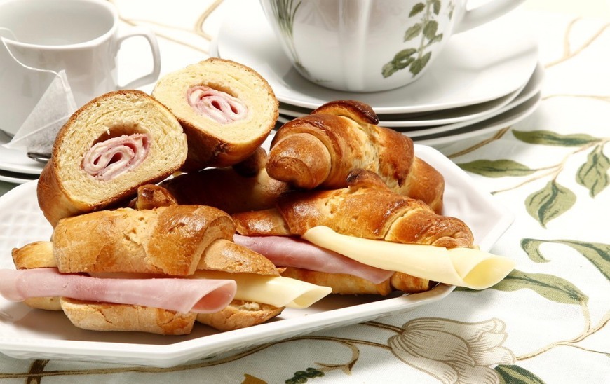 Social Croissant queijo e fiambre 