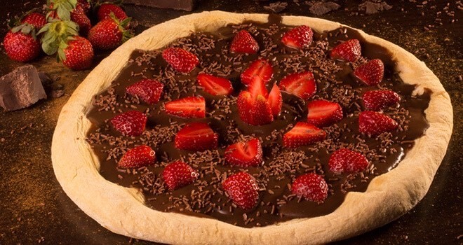 Social Pizza de Nutella e morangos 