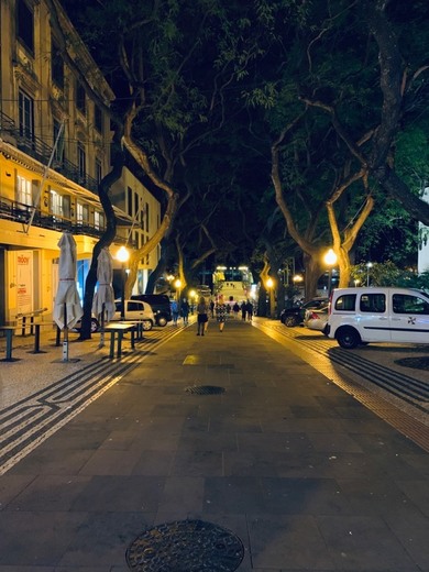 Avenida Do Mar