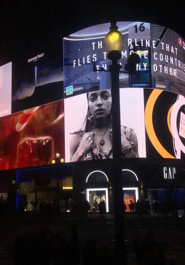 Lugar Piccadilly Circus