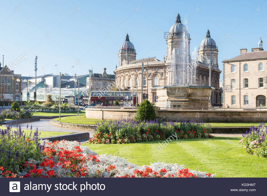 Place Queen's Gardens