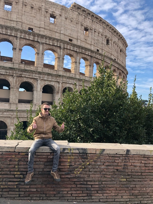 Lugar Coliseo de Roma