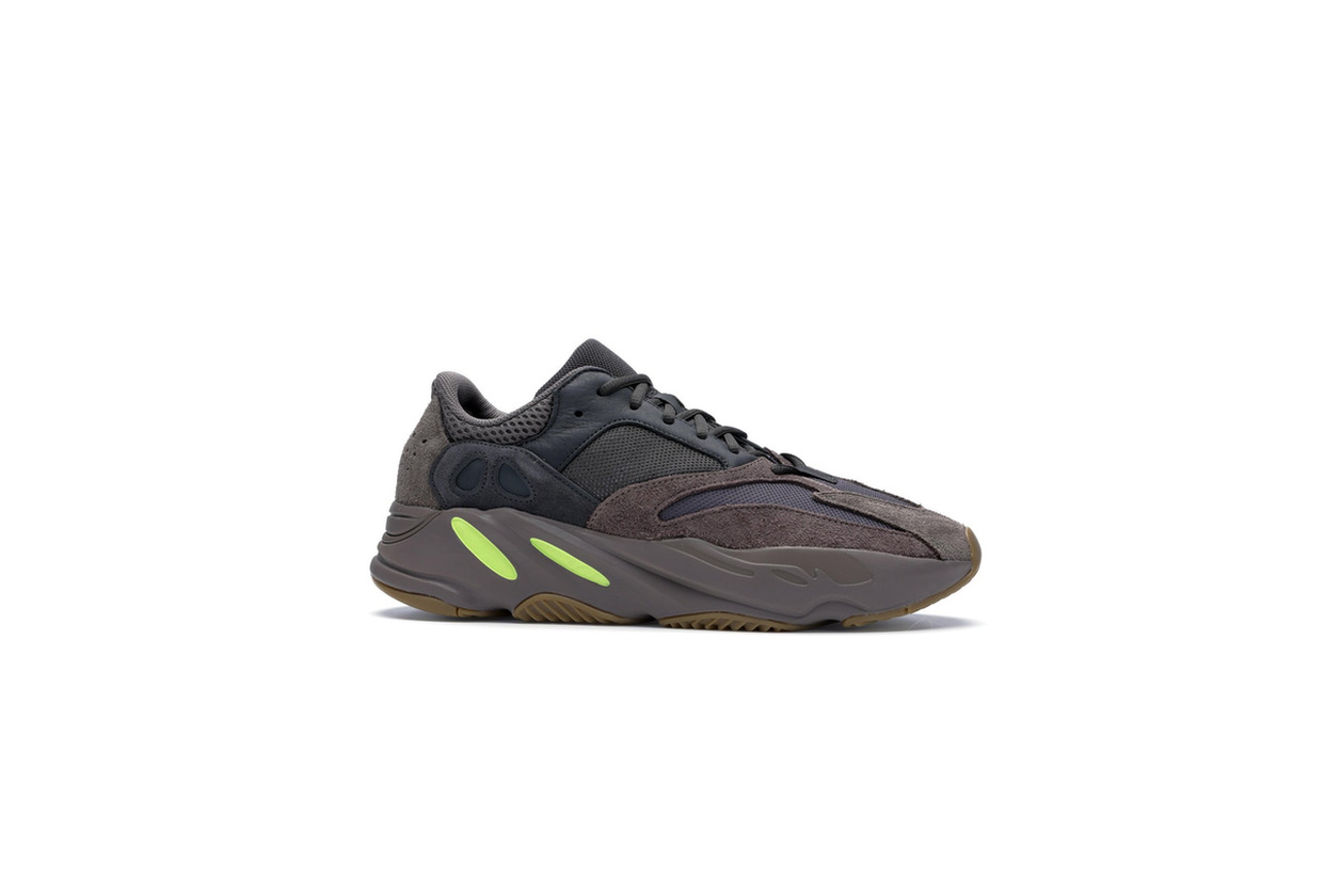 Product Yeezy 700 Mauve