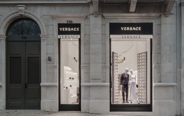 Places VERSACE