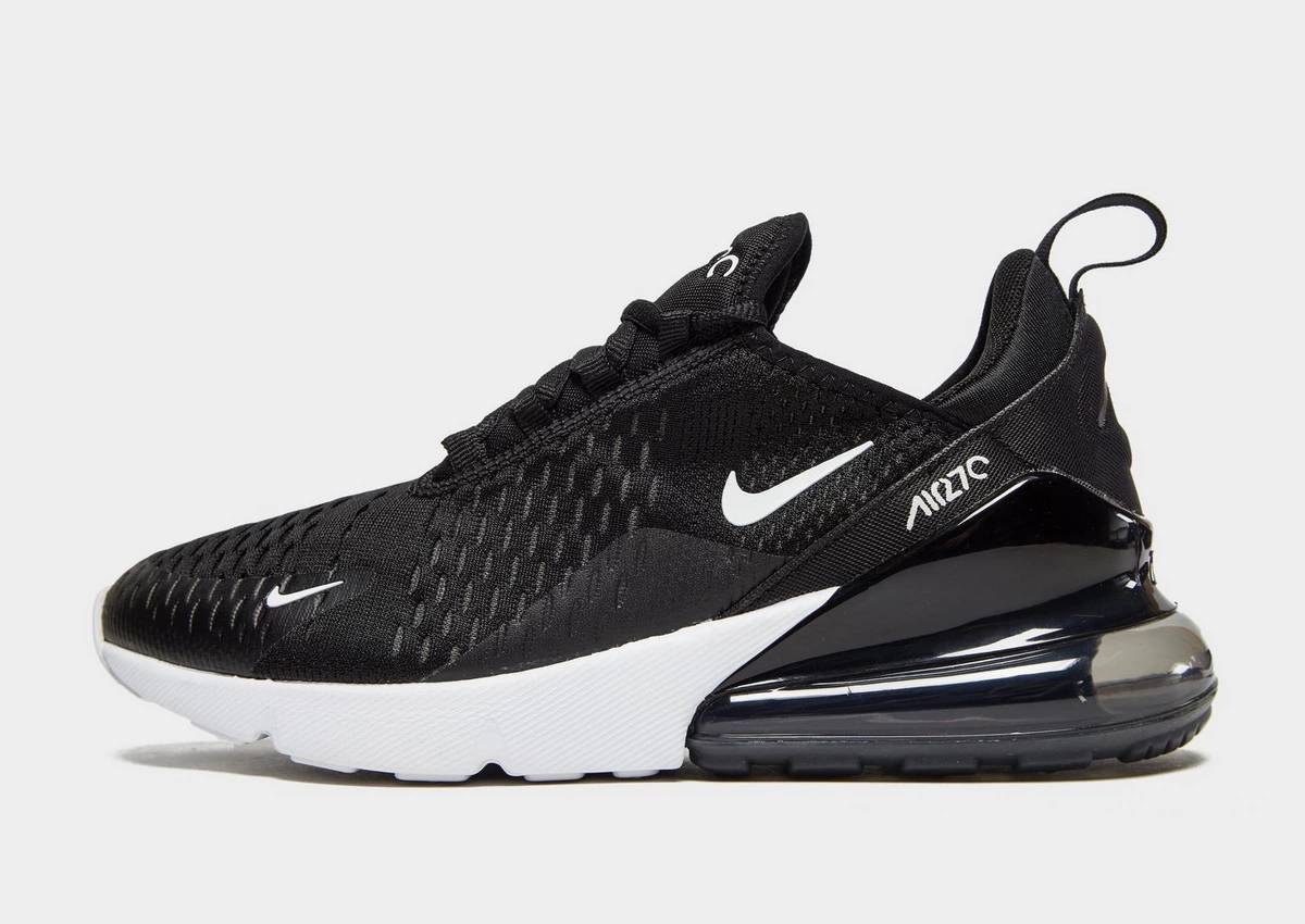 Social Nike Air Max 270 