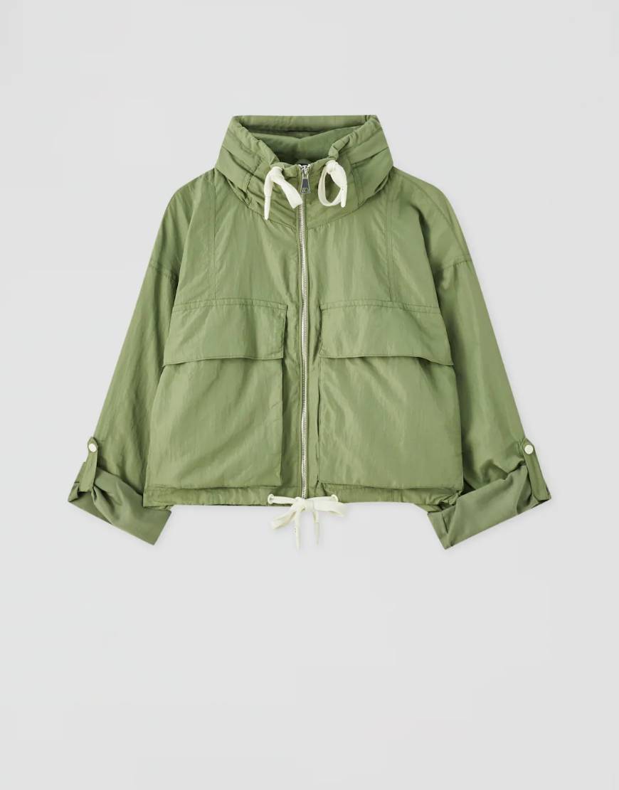 Social Blusão leve com bolsos à frente Pull and Bear