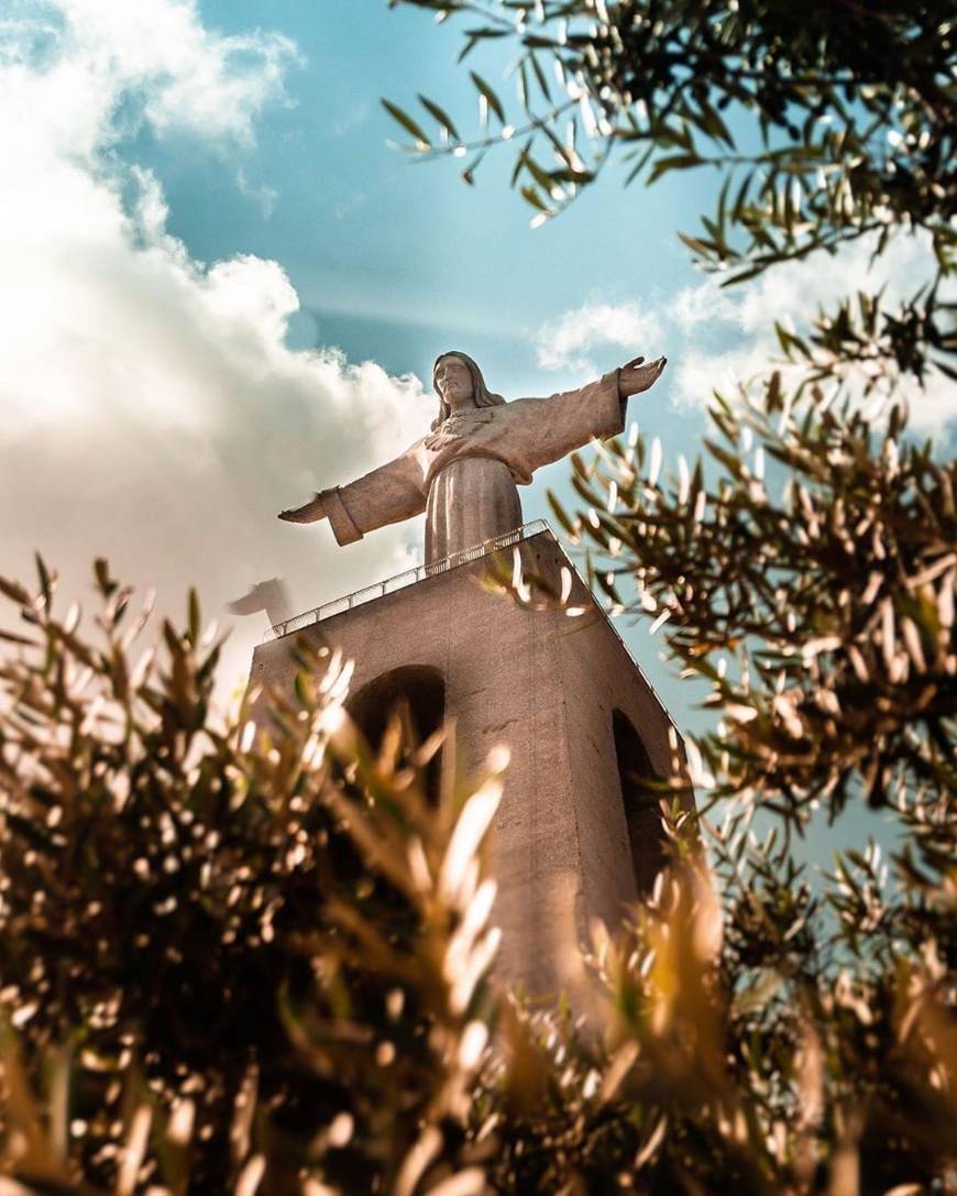 Lugar Santuário Nacional de Cristo Rei