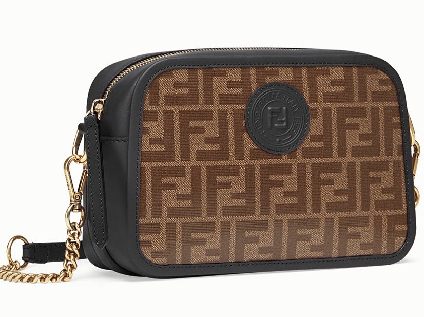 Fashion Camera case da Fendi! #amoreterno