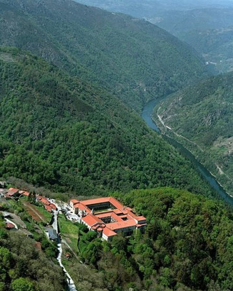 Lugar Mosteiro de Santo Estevo de Ribas de Sil