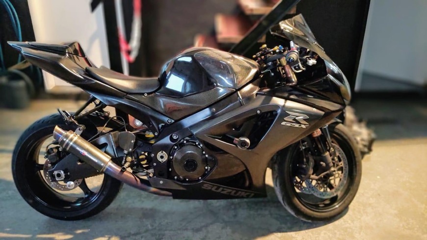 Moda Suzuki Gsxr k7 1000